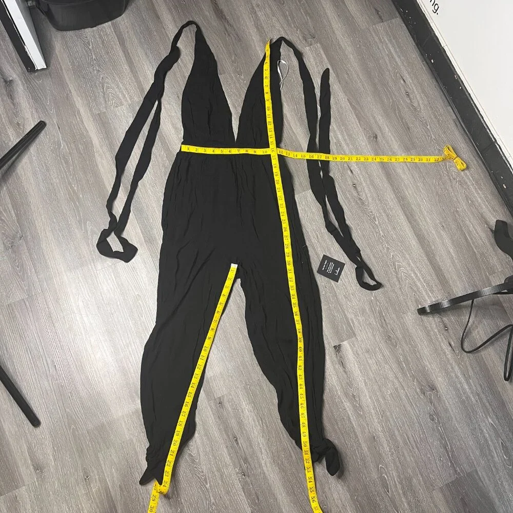 NWT Lulus Lolinda Black Convertible Halter Jumpsuit Sz S - Picture 11 of 13